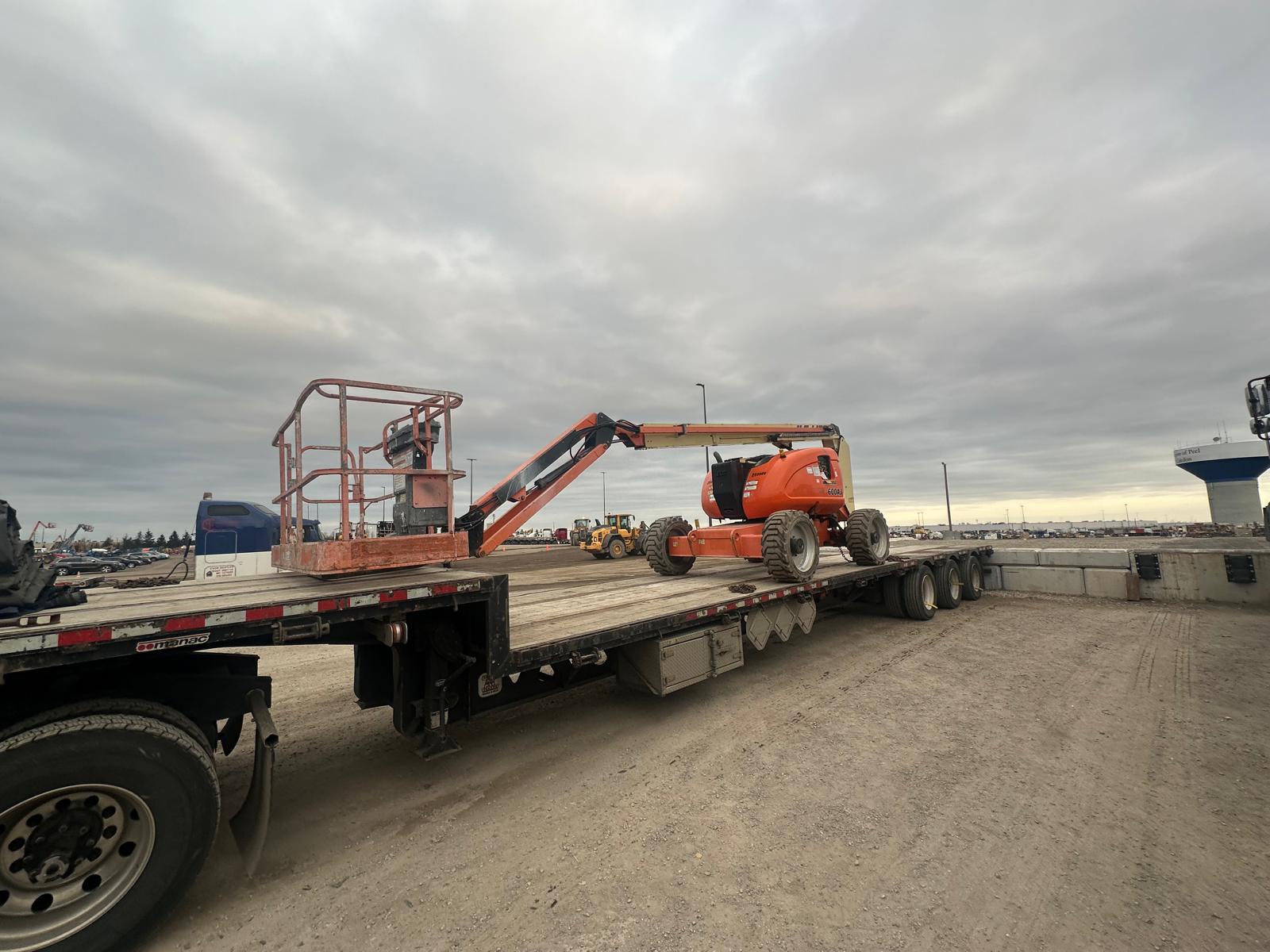 2012 JLG 600AJ Lift