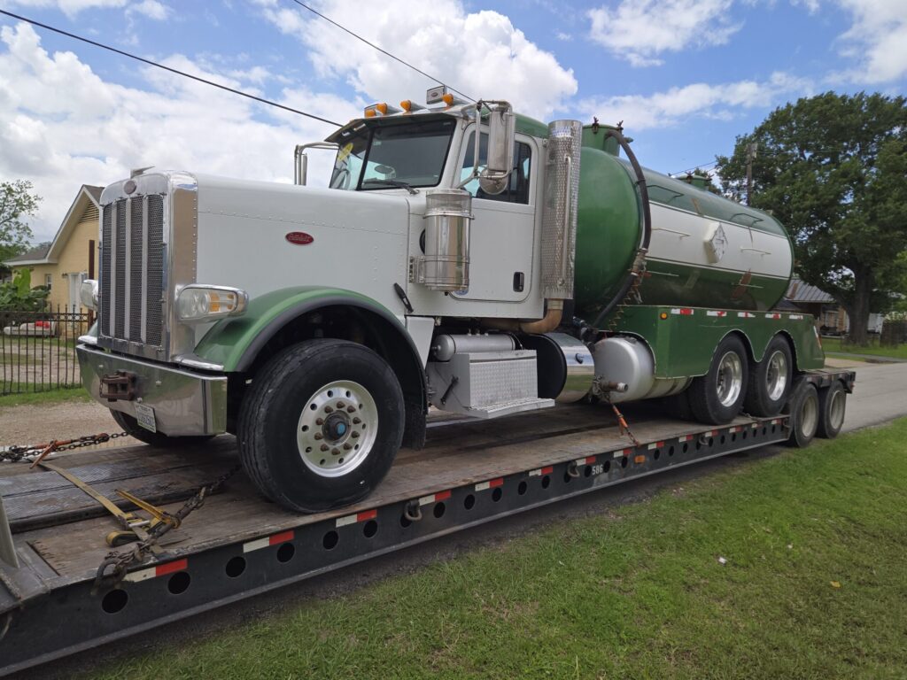2013 Peterbilt Water Truck
