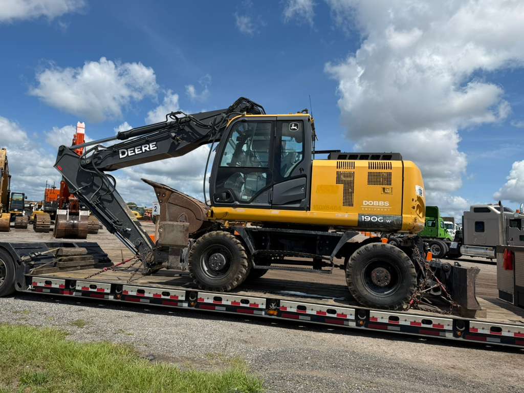 2022 JD 190GW Excavator