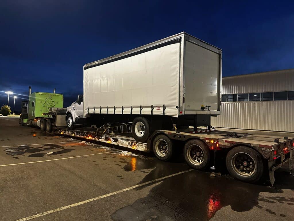 2023 Ford F-650 Soft Sided Box Truck