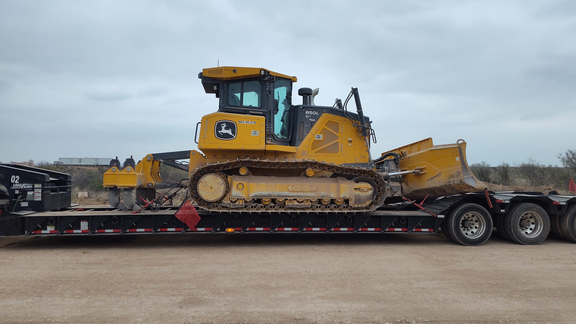 2024 John Deere 850 Dozer