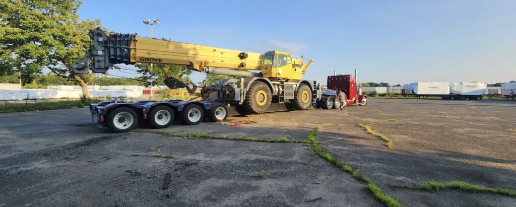 2004 Grove RT890E Crane