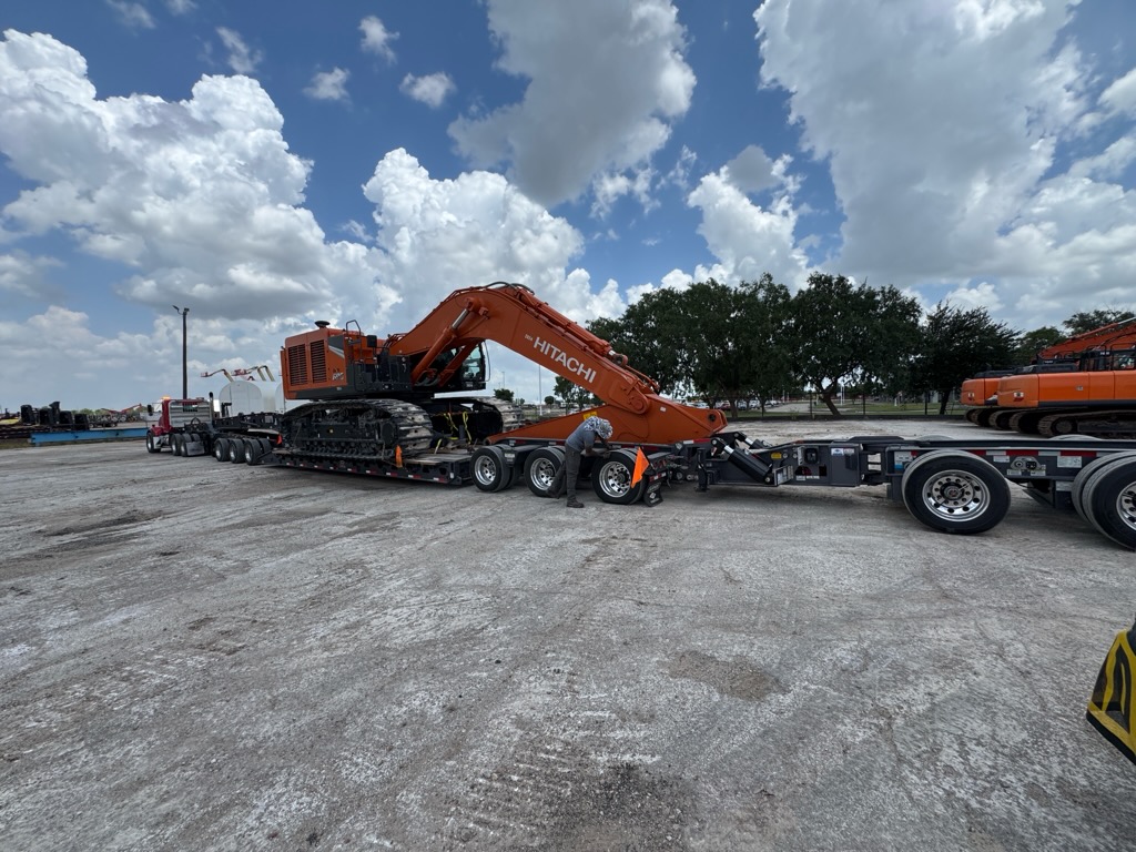 Hitachi 690 Excavator