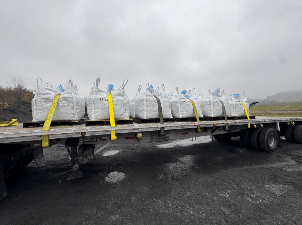 Super sacks of aggregate