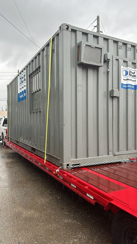 Empty 40ft Connex Container