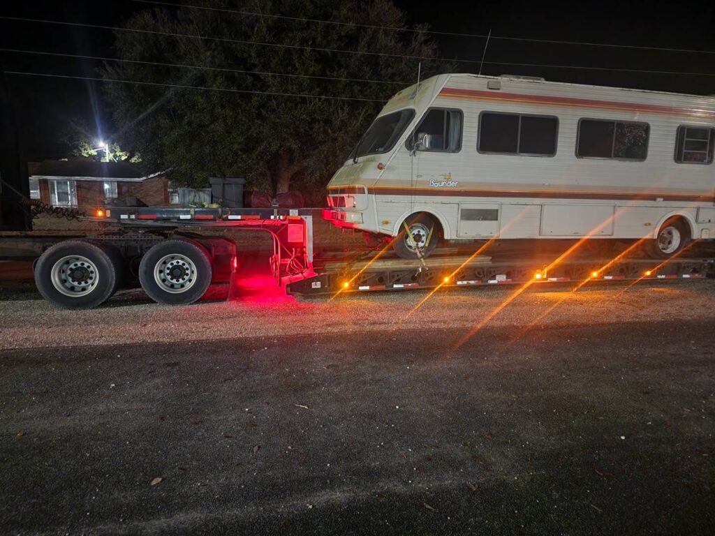 Fleetwood Bounder RV