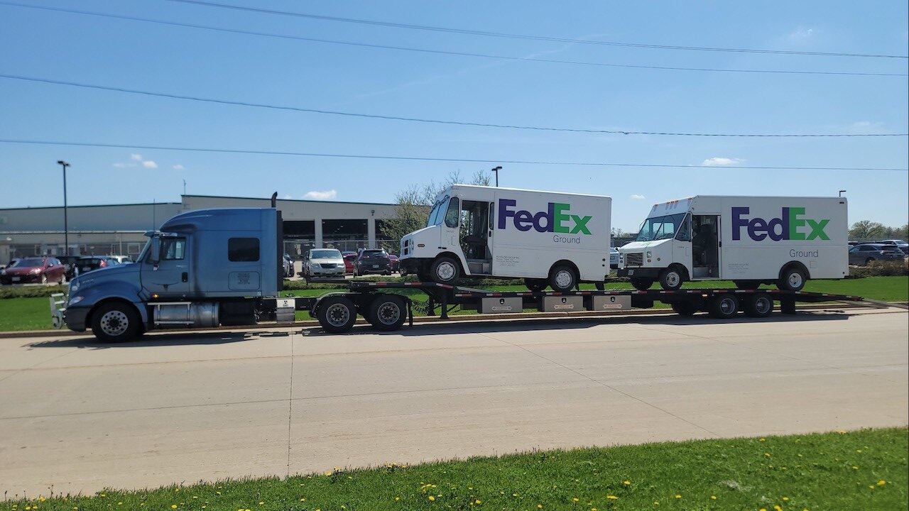 2 FedEx Step Vans 