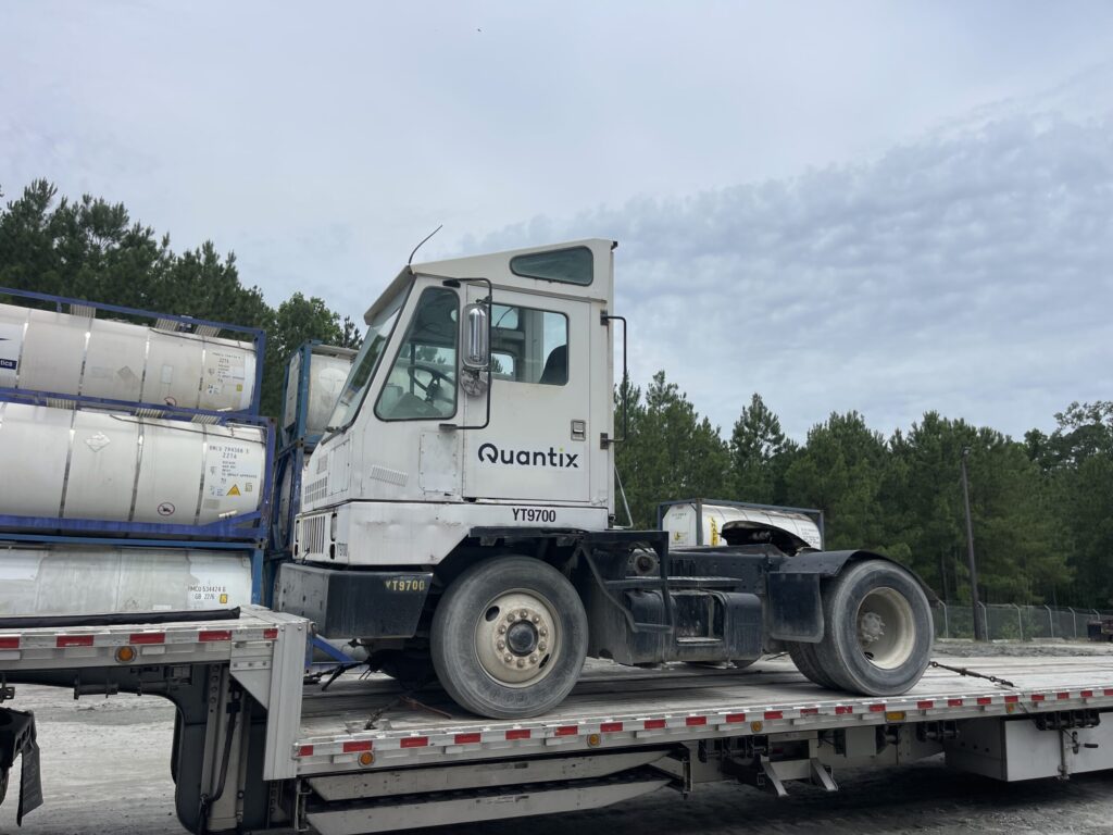 1997 Ottawa Spotter Truck