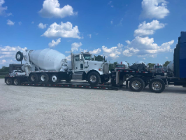 2015 Peterbilt 365 Concrete Truck