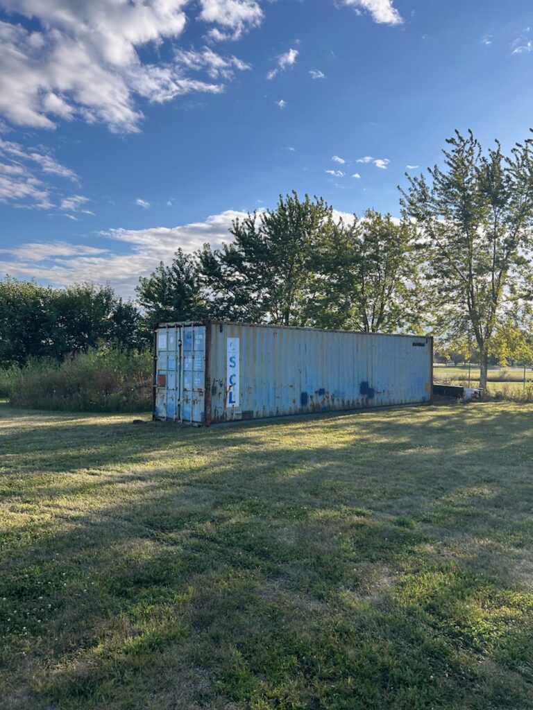 1 40ft Shipping Container