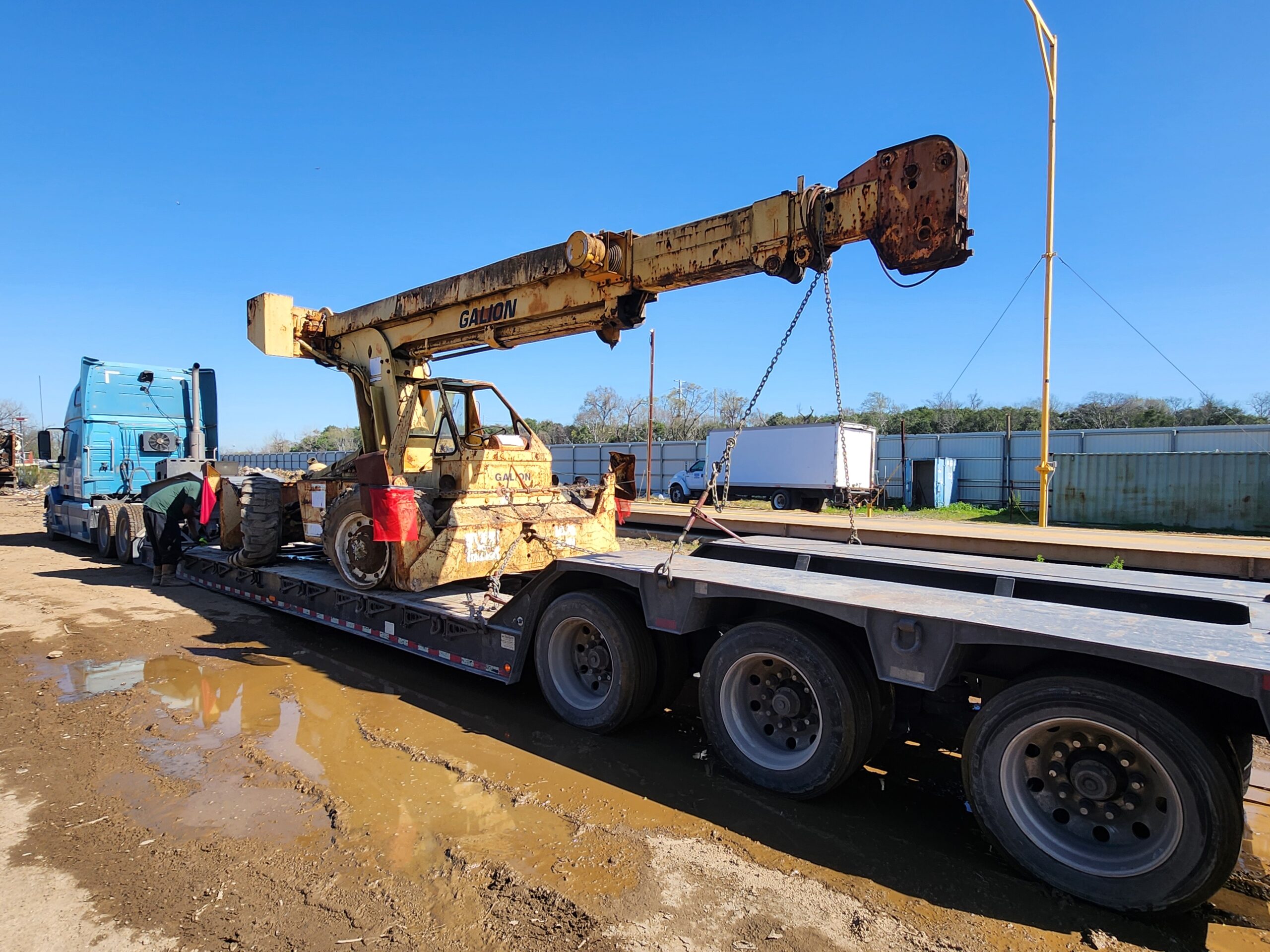 1 Galion 150FA Crane