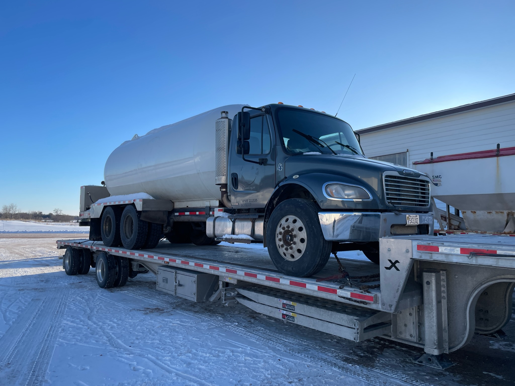 2006 Freightliner Business Class M2