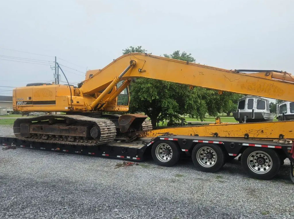 Hyundai 290 LC7 Long Reach Excavator