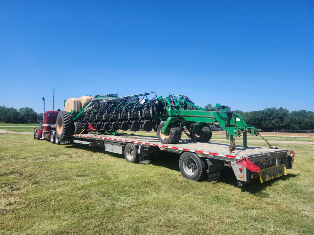 YP 1624 Corn Planter