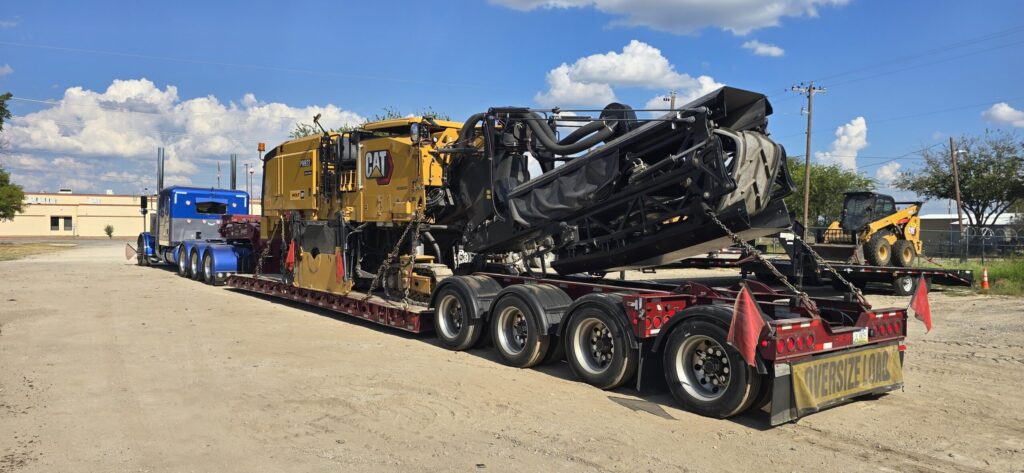 Caterpillar PM 822 Cold Planer