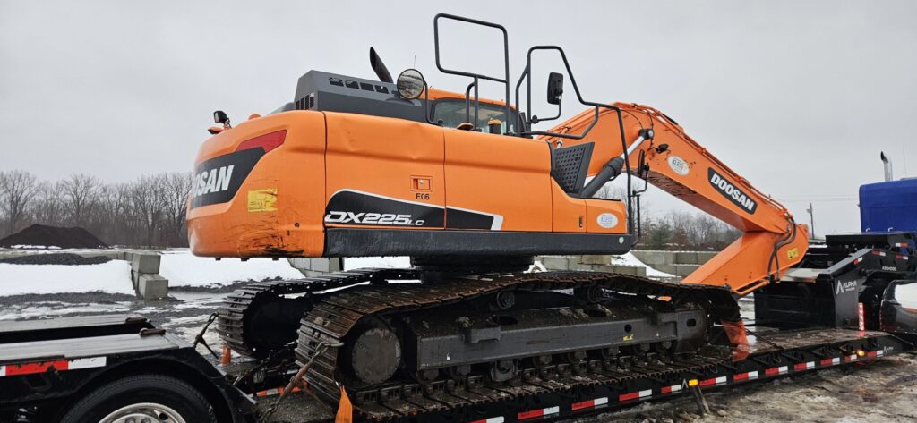 2019 Doosan 5 DX225LC