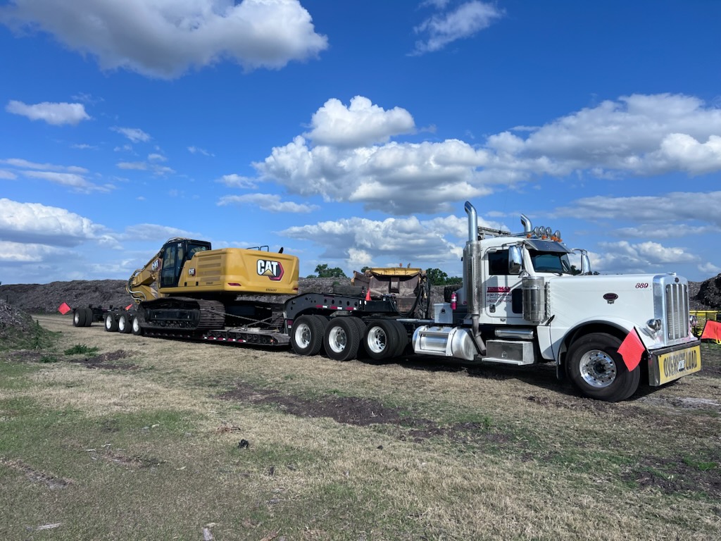 2025 CAT 340 Excavator