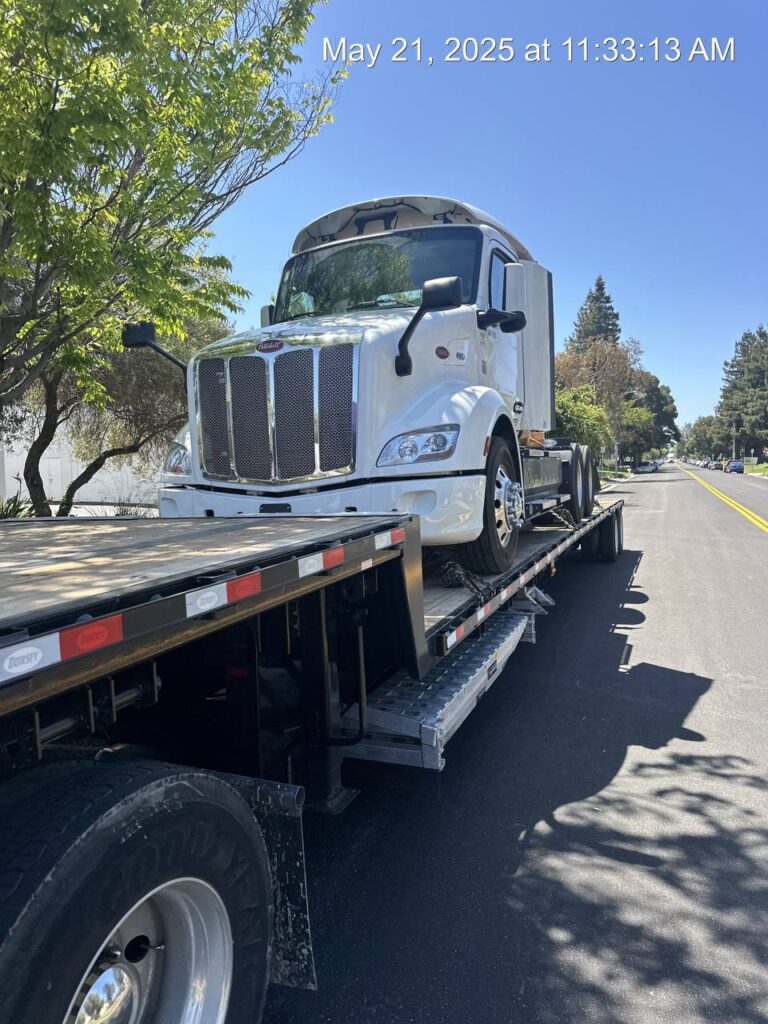 Peterbilt 579 EV