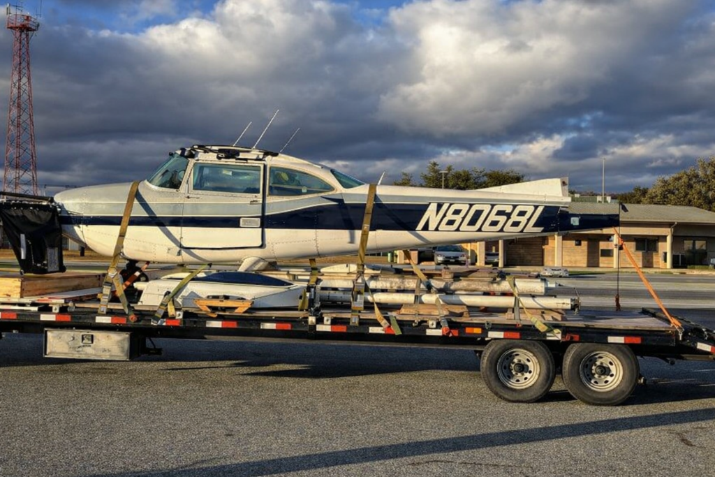 1967 Cessna 172 Sky hawk Aircraft