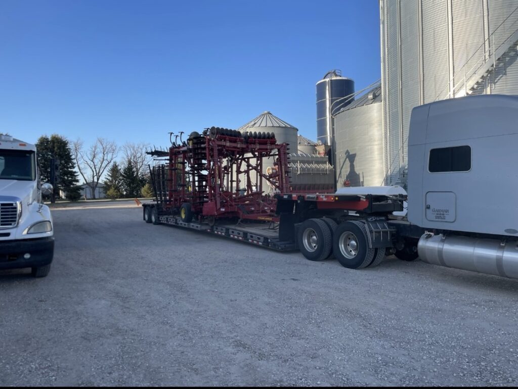 2026 2026 Sunflower 6433-37 Finisher