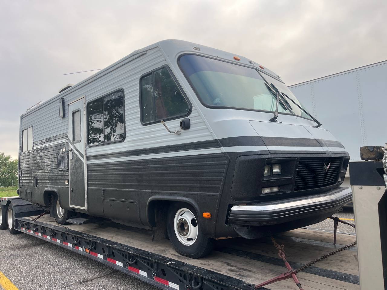 1986 Fleetwood Pace Arrow Motor Coach