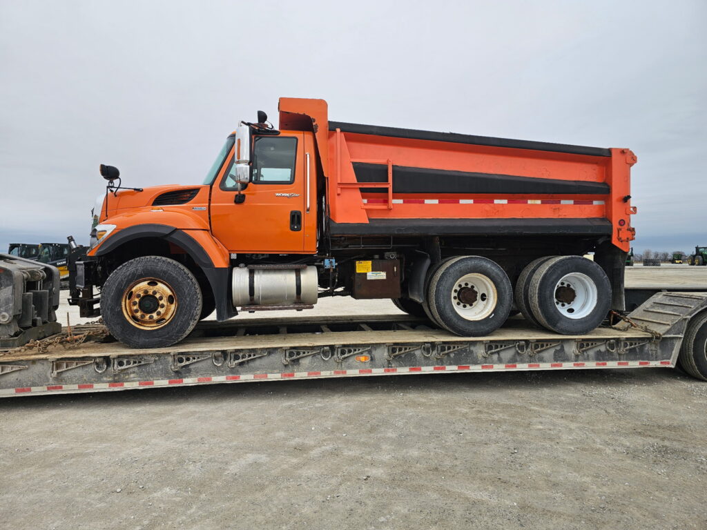 2009 International Work Star Truck