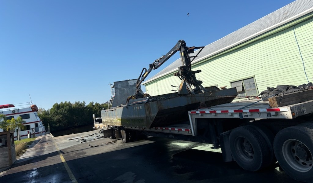 2005 American LaFrance 65’ Telesquirt